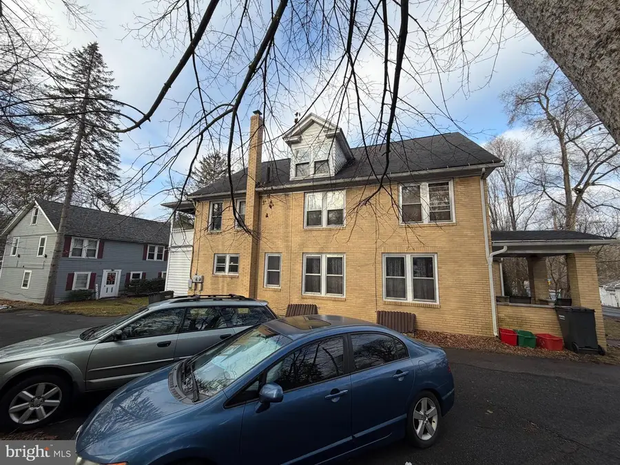 824-832 Elmwood St, State College, PA 16801 - Image #2