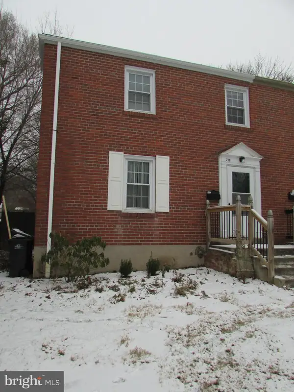 218 Westerly Pkwy, STATE COLLEGE, PA 16801