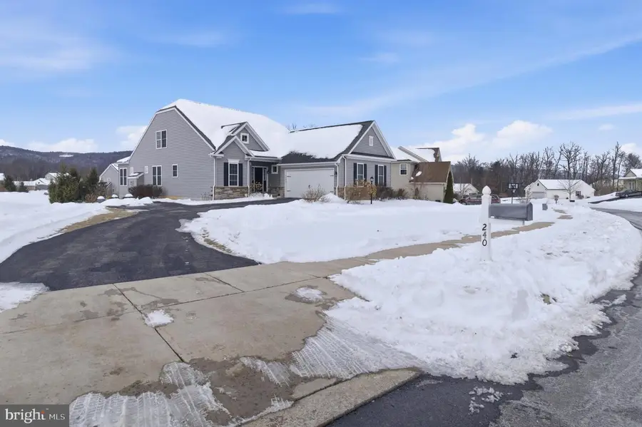 240 Aster Ave, Bellefonte, PA 16823 - #2