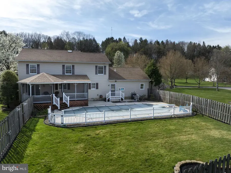 411 Gregory Ln, Bellefonte, PA 16823 - #3