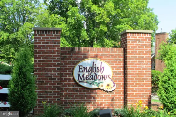 3291 Shellers Bnd #721, STATE COLLEGE, PA 16801