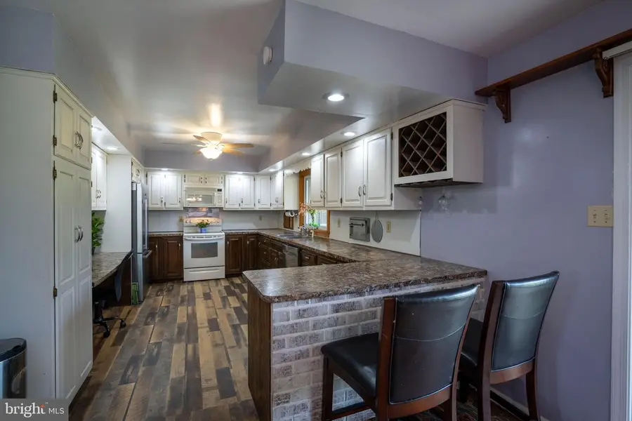 2107 Circleville Rd, State College, PA 16803 - #2