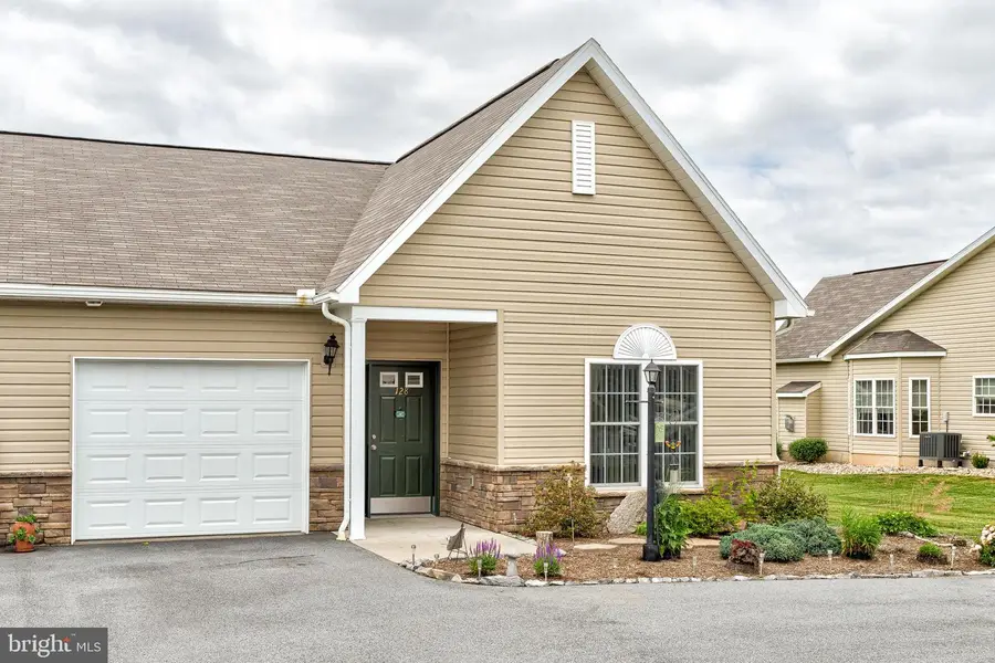 128 Gemstone Dr, Bellefonte, PA 16823 - #2