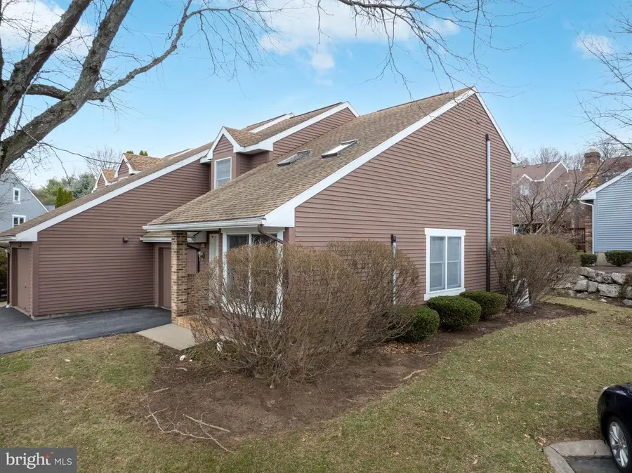 1948 Harvest Cir, State College, PA 16803 - #3