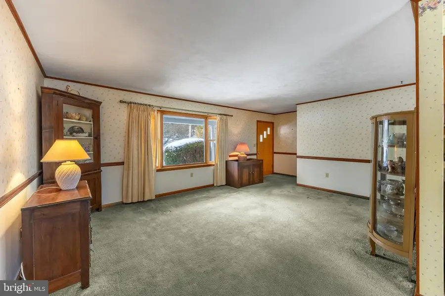 239 W Main St, Boalsburg, PA 16827 - #3