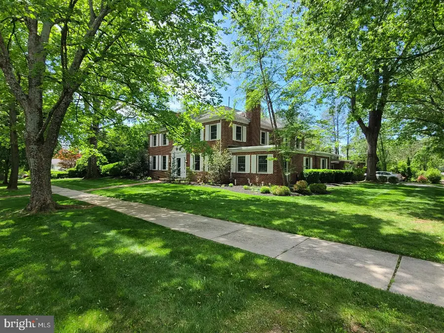 505 Hillcrest Ave, State College, PA 16803 - #2