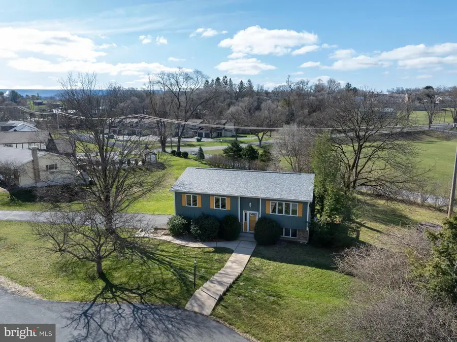 1202 Pine Cir, Bellefonte, PA 16823 - #3