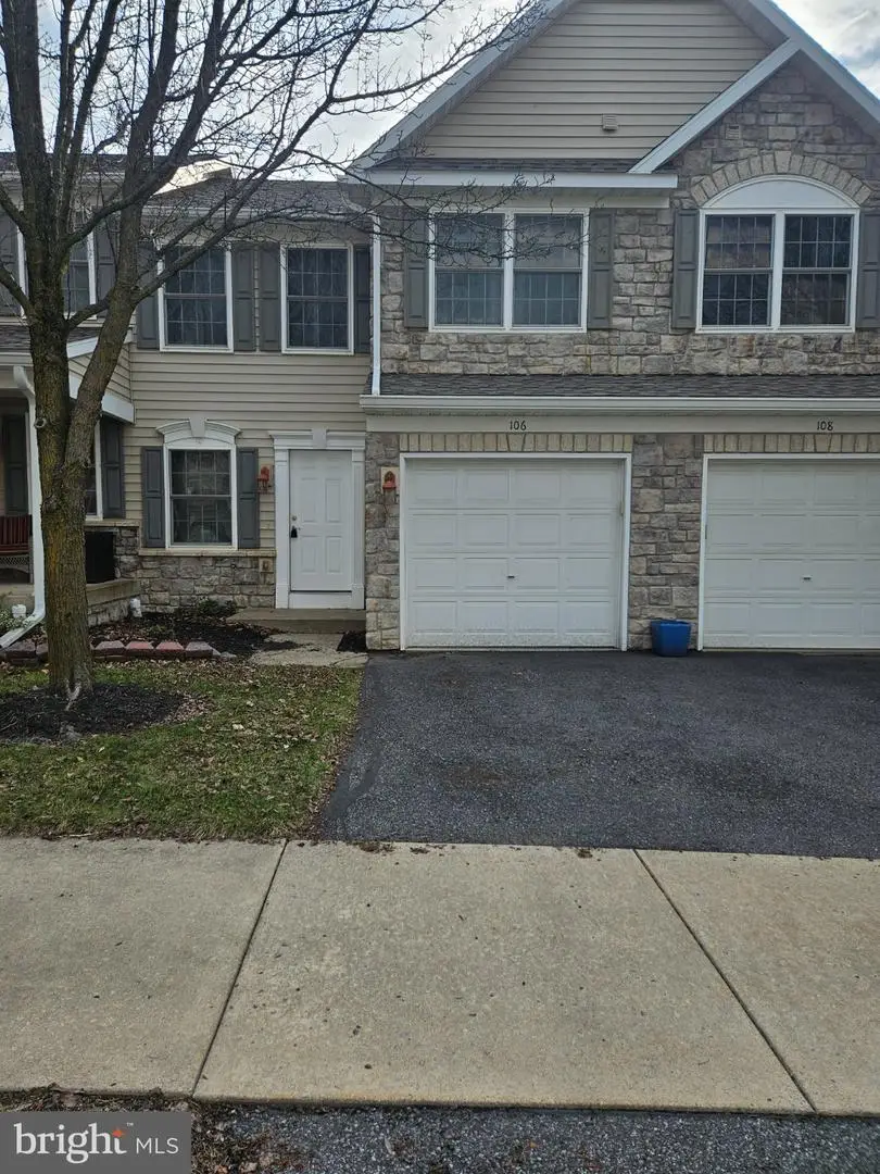 106 Lincoln Ave, State College, PA 16801 - #1