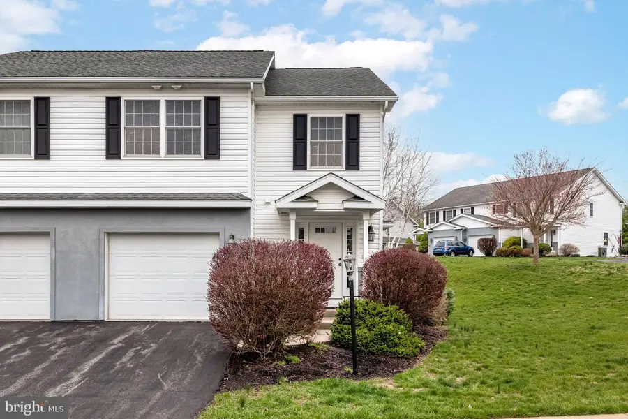 109 Skyview Dr, Bellefonte, PA 16823 - #3