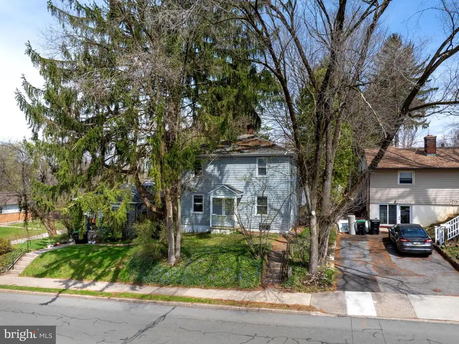 1113 S Allen St, State College, PA 16801 - #2