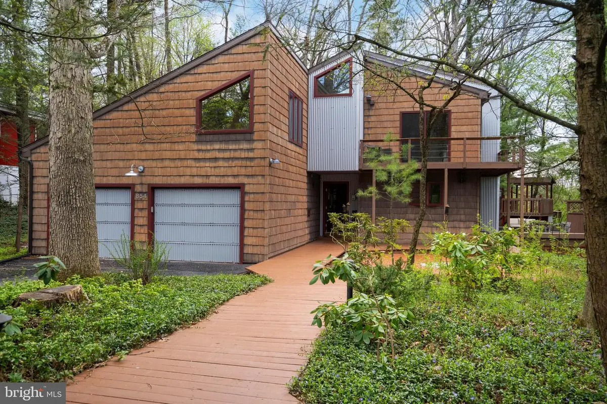 854 Thomas St, State College, PA 16803 - #1