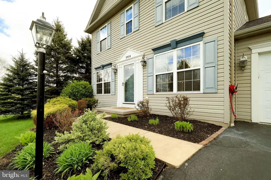 2414 Autumnwood Dr, State College, PA 16801 - #3