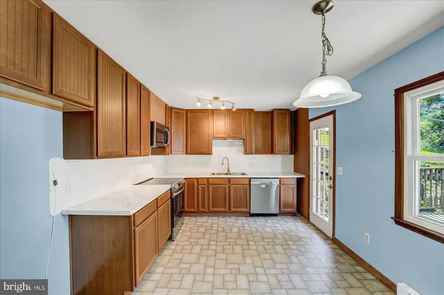 111 Fairbrook Dr, Pennsylvania Furnace, PA 16865 - #3