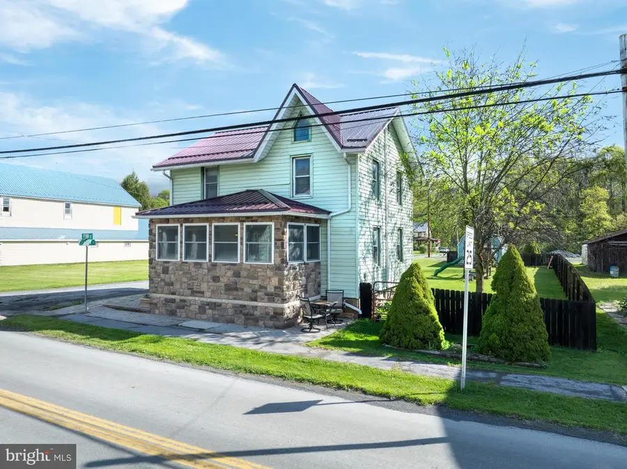 149 Penn St, Millheim, PA 16854 - #2
