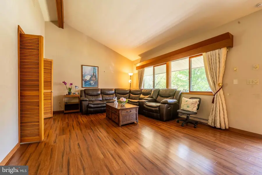 735 Westerly Pkwy, State College, PA 16801 - #2