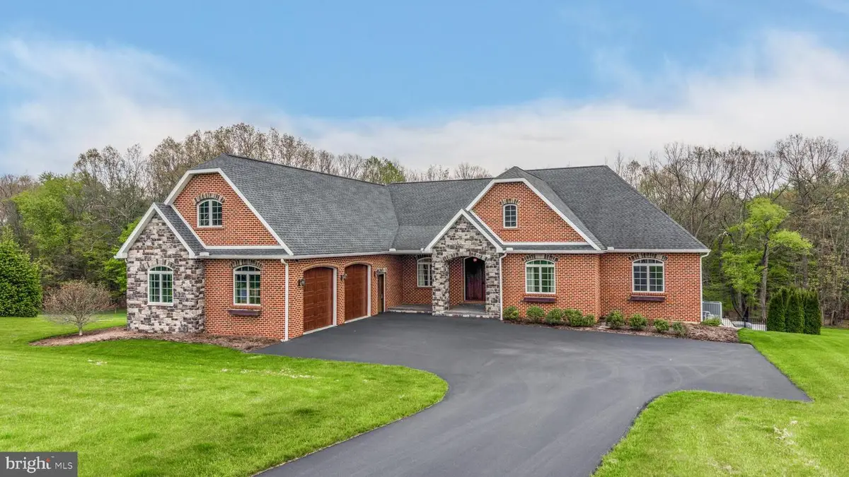 156 Brothers Ct, Port Matilda, PA 16870 - #1