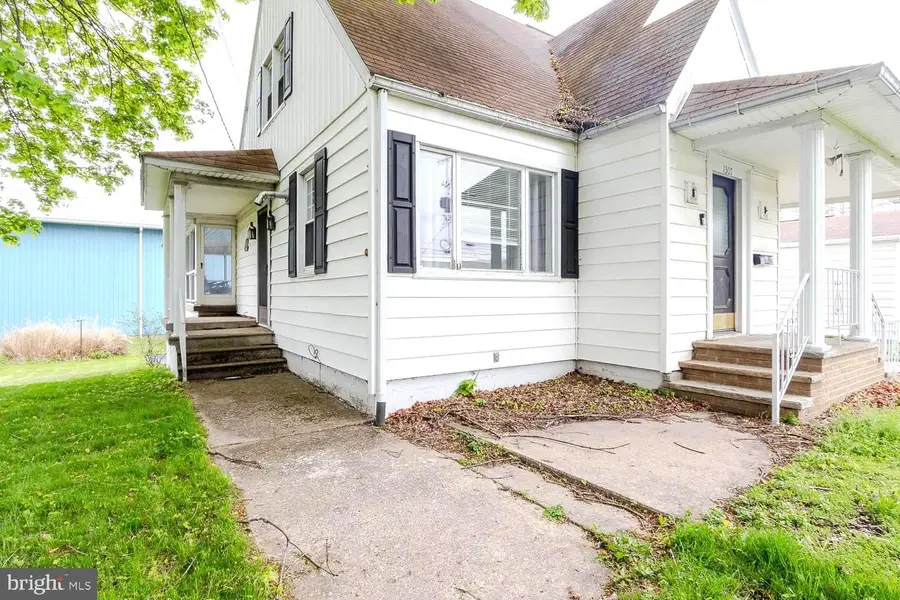 1307 E Pine St, Philipsburg, PA 16866 - #2