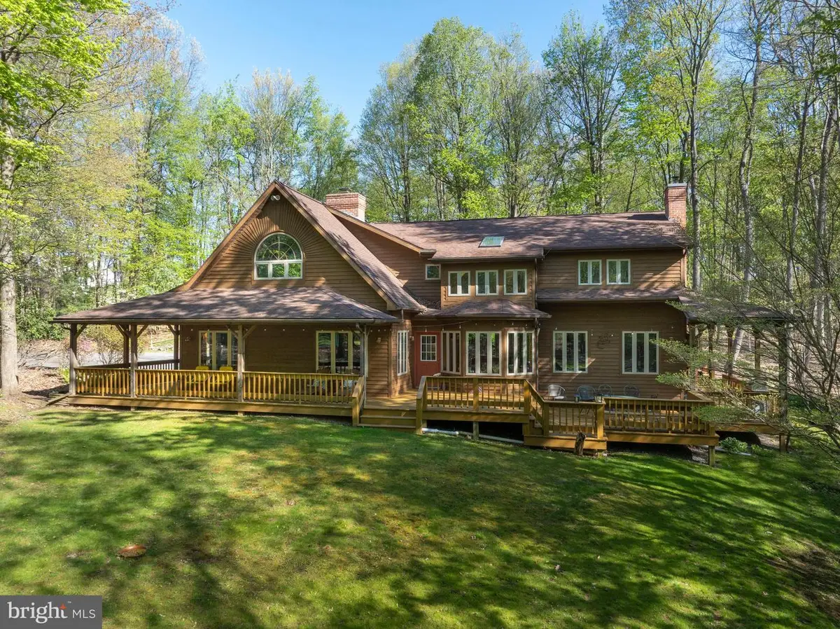 215 Woodpecker Ln, Port Matilda, PA 16870 - #1