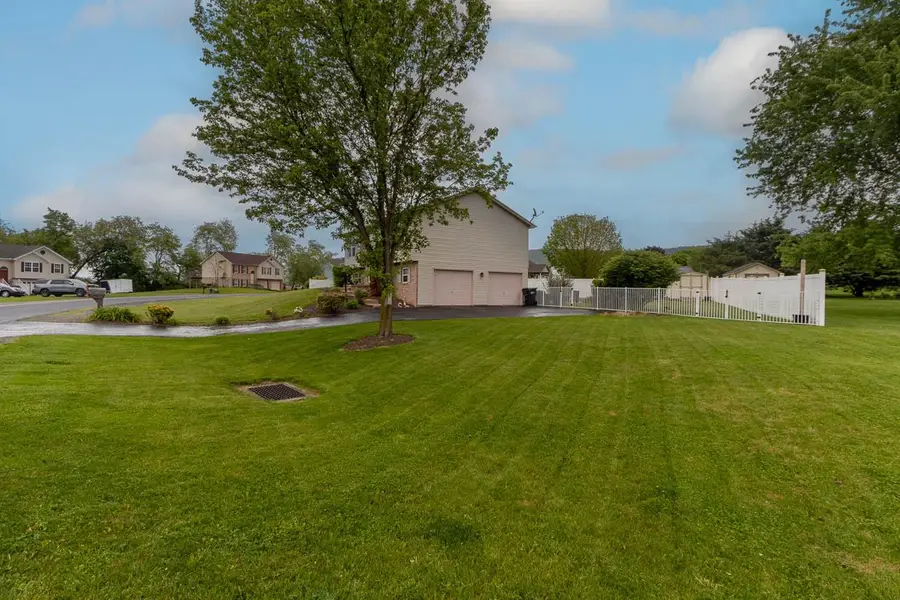 226 Meadow Ln, Bellefonte, PA 16823 - #3