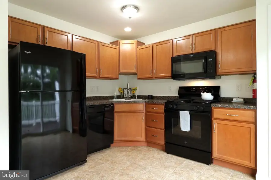 222 Amberleigh Ln, Bellefonte, PA 16823 - #2