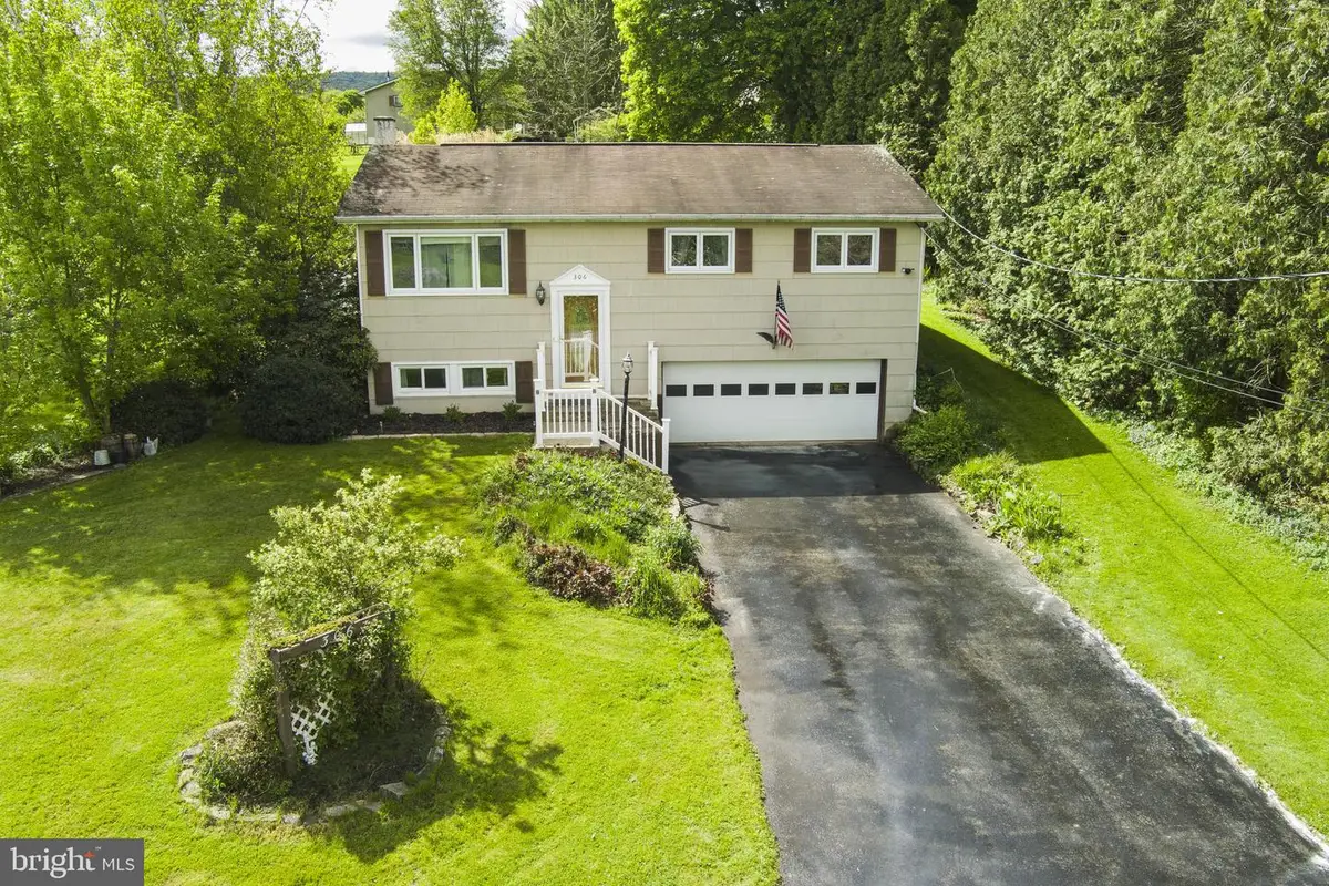 306 Marengo Ln, Pennsylvania Furnace, PA 16865 - #1