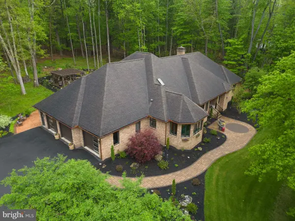 251 Montauk Cir, PORT MATILDA, PA 16870