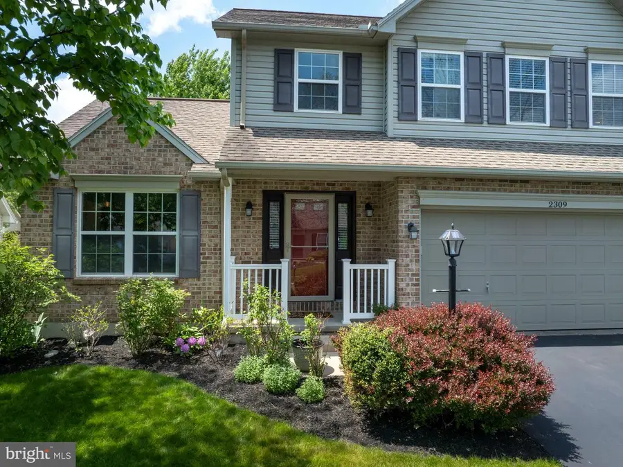 2309 Falconpointe Dr, State College, PA 16801 - #2