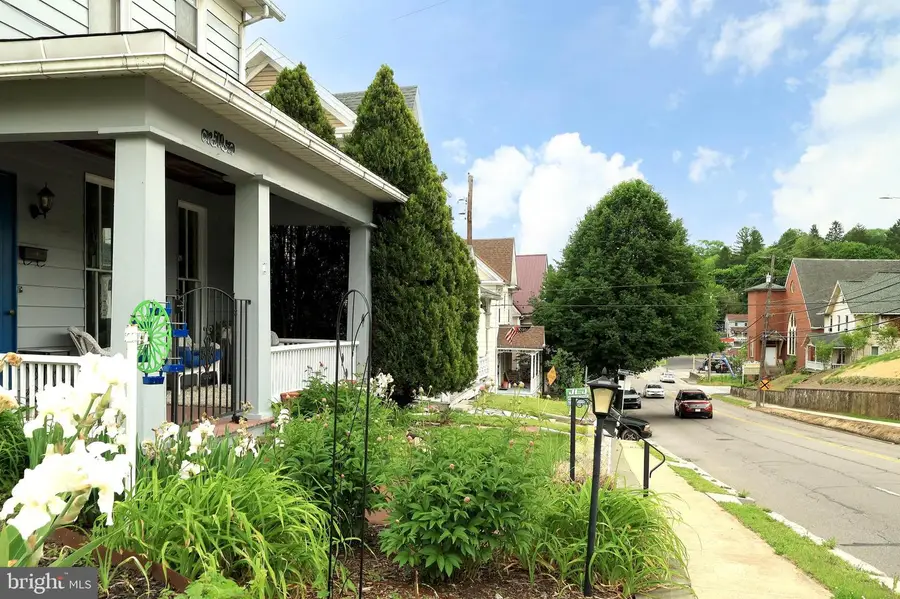 509 Willowbank St, Bellefonte, PA 16823 - #3