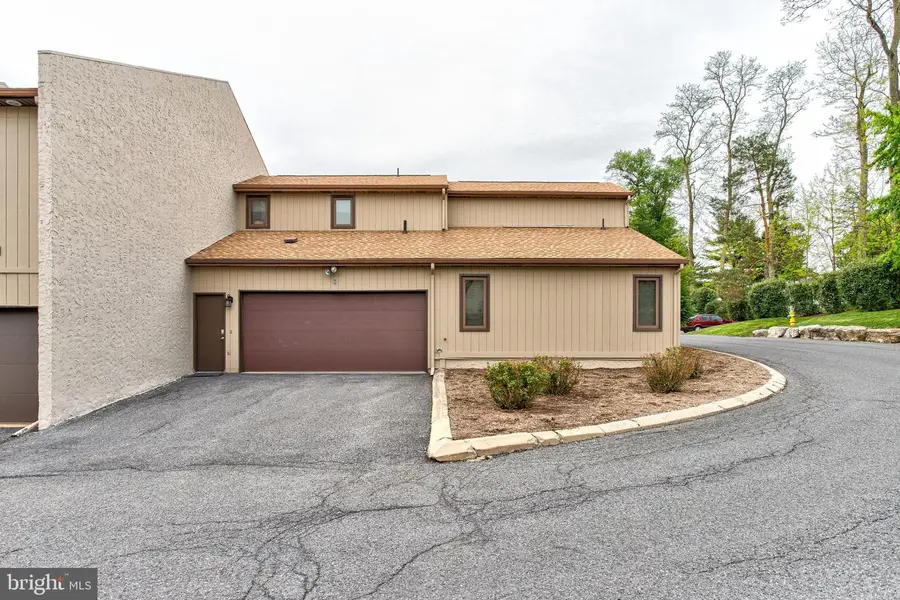 850 W Aaron Dr, State College, PA 16803 - #2