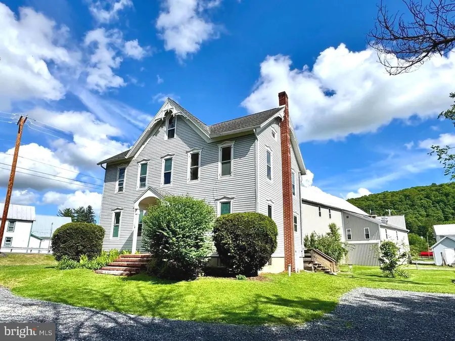 120 School St, Spring Mills, PA 16875 - #2