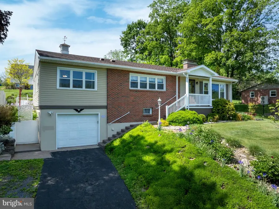 1639 Houserville Rd, State College, PA 16801 - #2