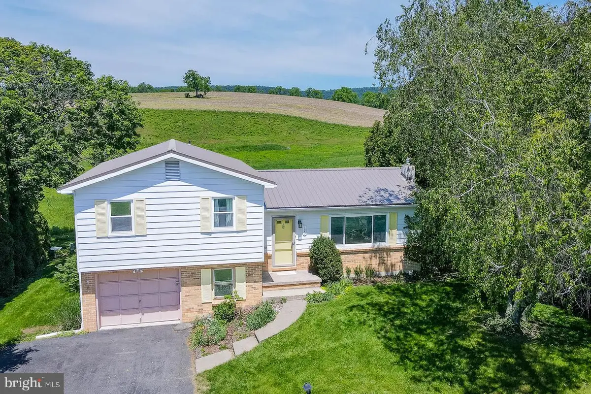 123 Ridge Ave, Centre Hall, PA 16828 - #1