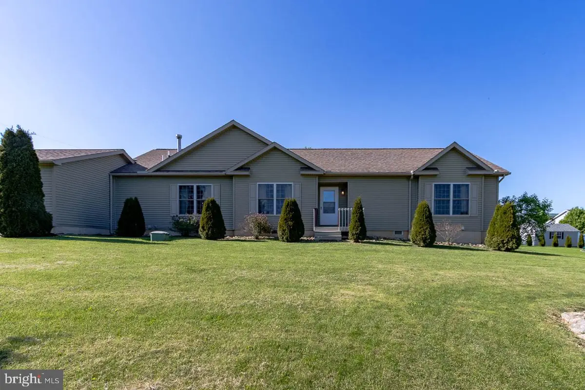 111 Long Ln, Millheim, PA 16854 - #1