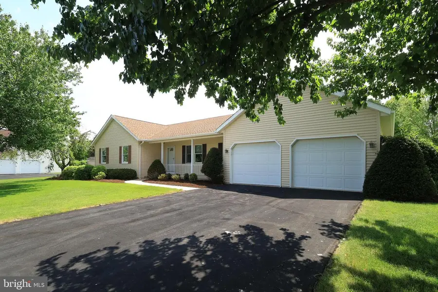 1110 E Springfield Dr, Bellefonte, PA 16823 - #2