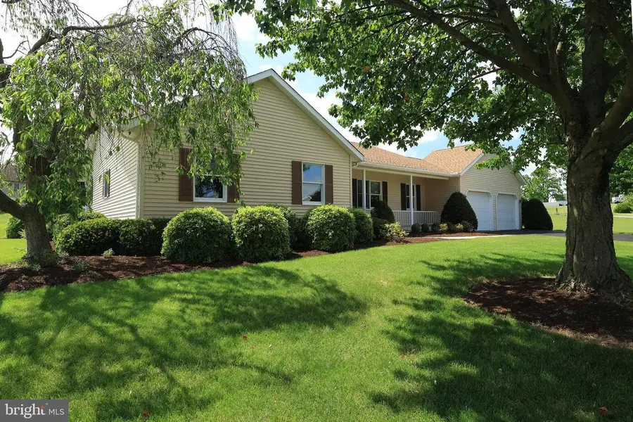 1110 E Springfield Dr, Bellefonte, PA 16823 - #3