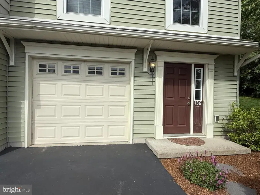 136 Kestrel Ln, Boalsburg, PA 16827 - #2
