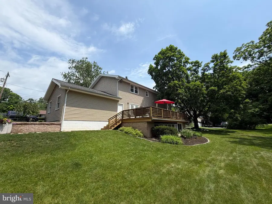 1006 Kay St, Boalsburg, PA 16827 - #3