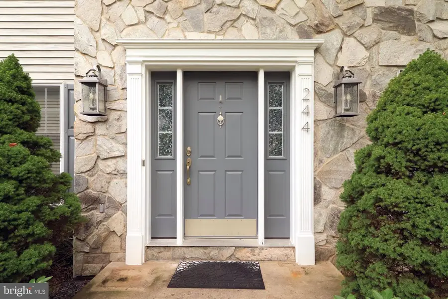 244 Leawood Ln, State College, PA 16803 - #2