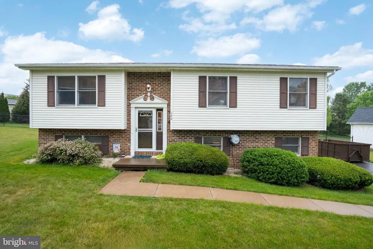 120 Edward Dr, Bellefonte, PA 16823 - #1