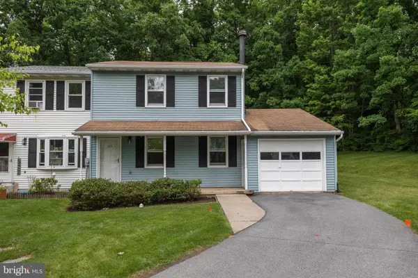 325 Oakwood Ave, STATE COLLEGE, PA 16803