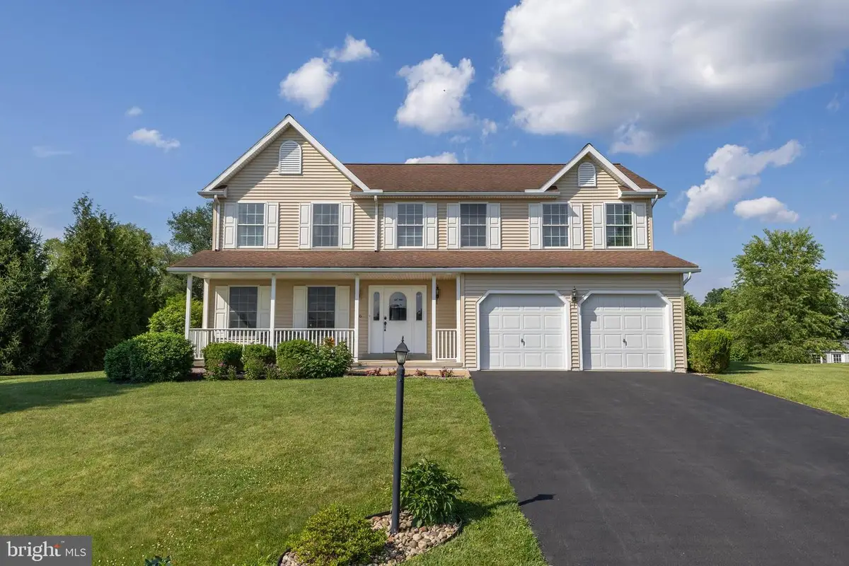 146 Landon Dr, Bellefonte, PA 16823 - #1
