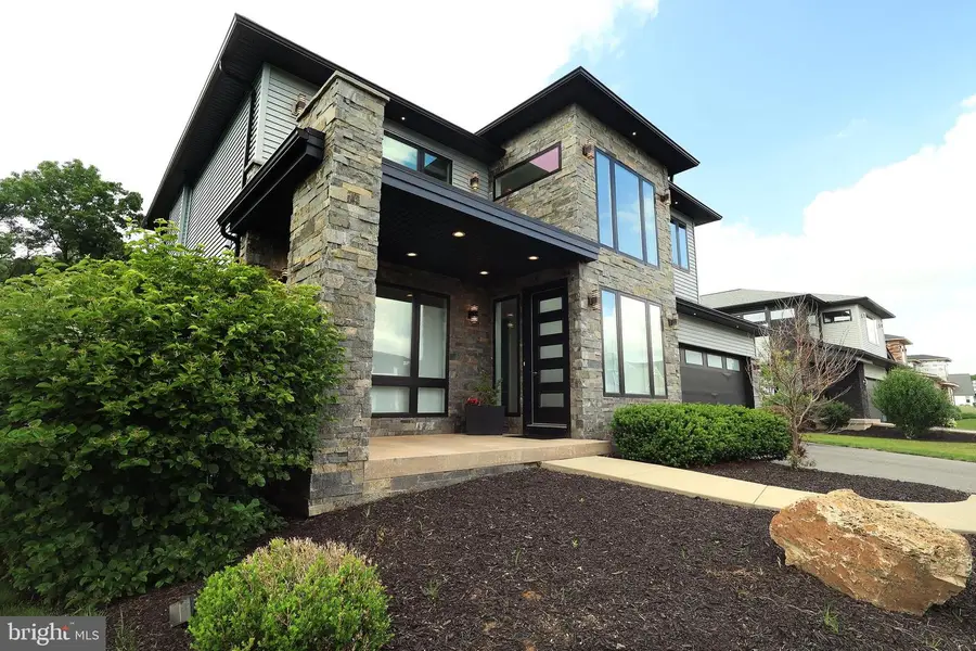 233 Derek Dr, Boalsburg, PA 16827 - #3