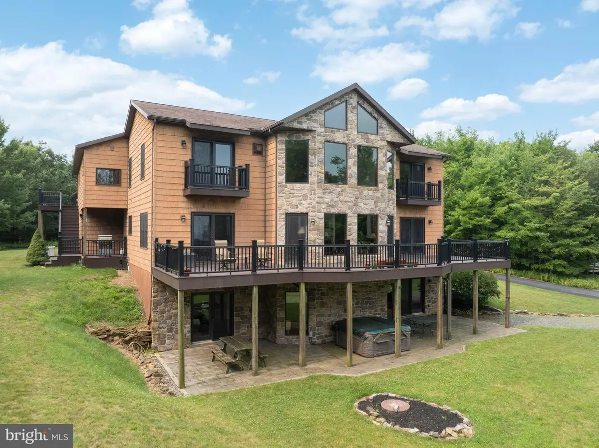 160 Ferne Ridge Ln, Spring Mills, PA 16875 - #1