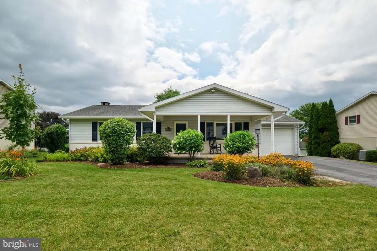 121 Julian Dr, State College, PA 16801 - #1