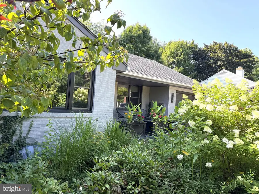 334 Hillcrest Ave, State College, PA 16803 - #2