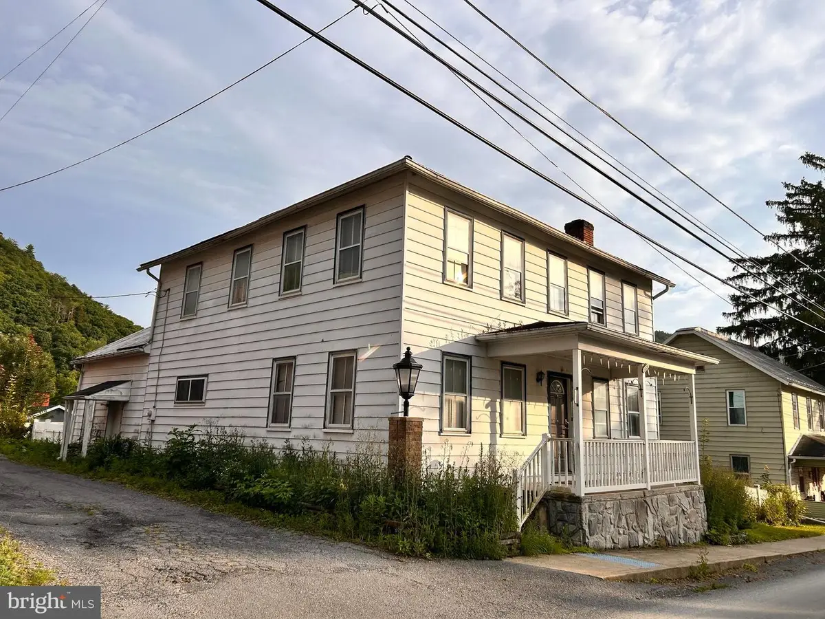 503 Main St, Coburn, PA 16832 - #1