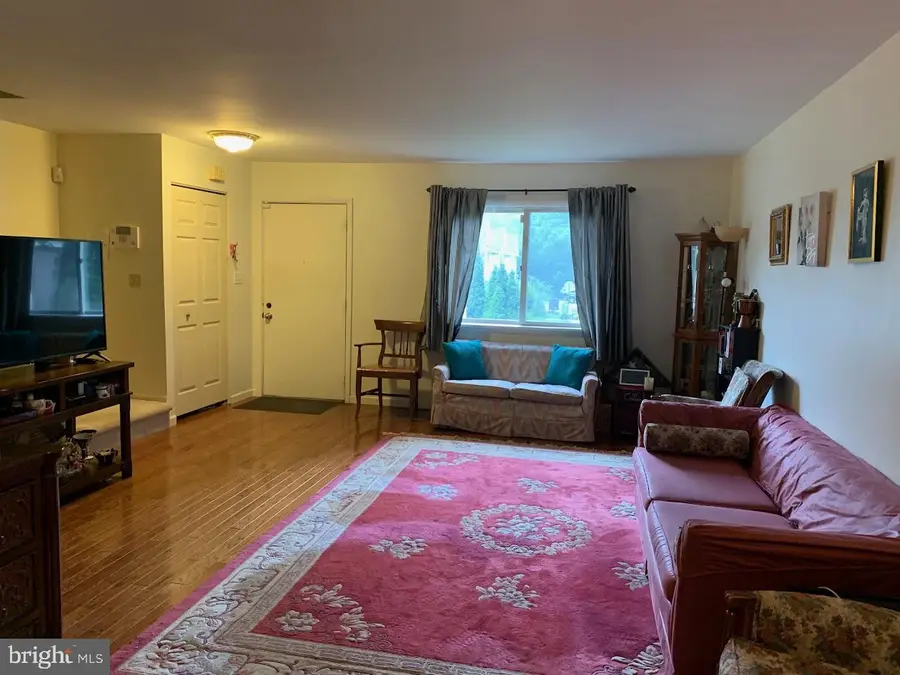 868 Galen Dr, State College, PA 16803 - #3