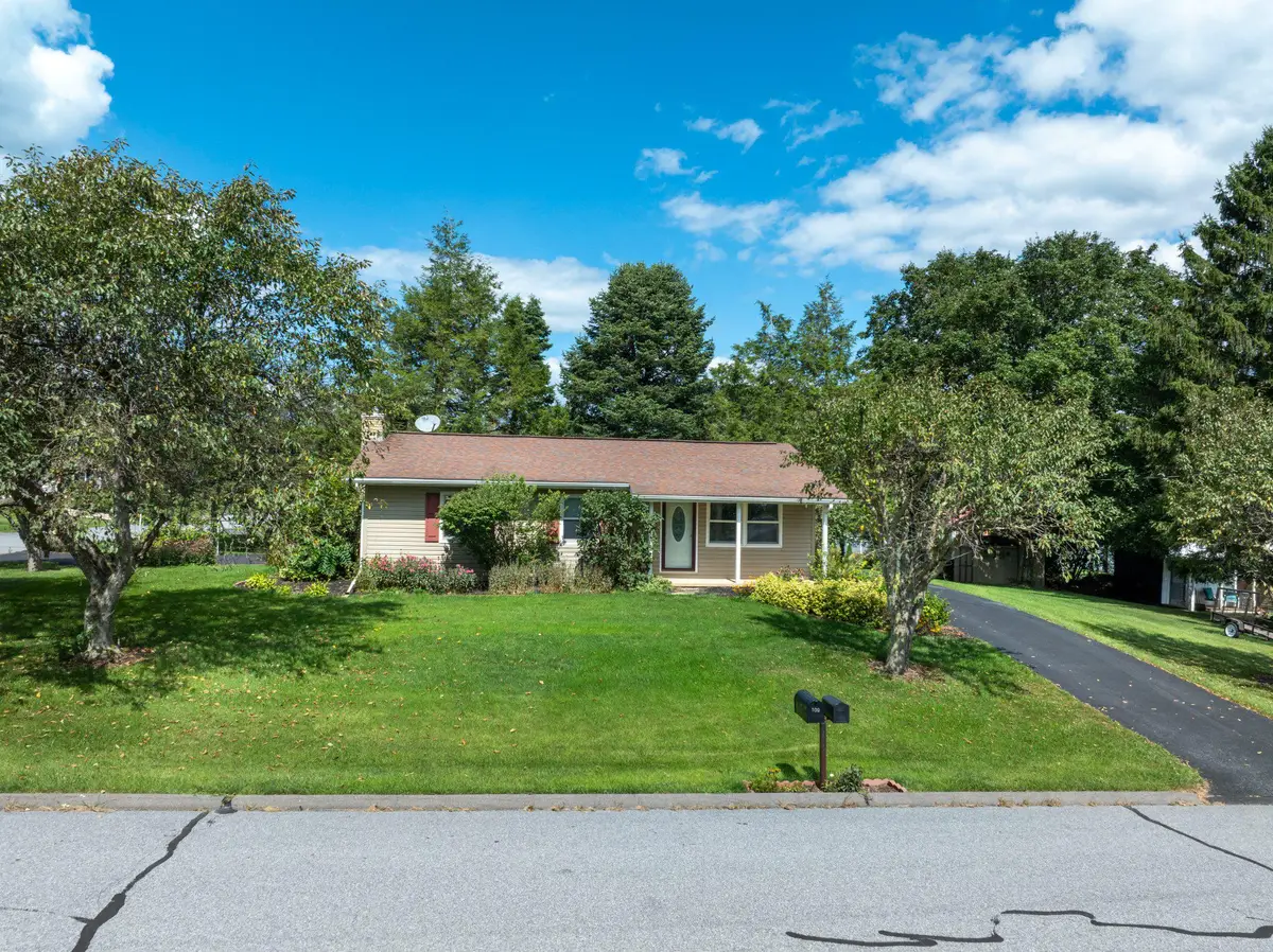 104 Stover Rd, Bellefonte, PA 16823 - #1