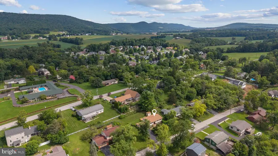 1255 Fairview Dr, Bellefonte, PA 16823 - #3