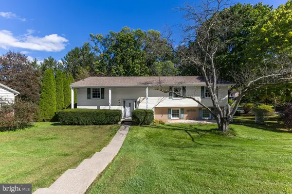 1023 Saxton Dr, STATE COLLEGE, PA 16801